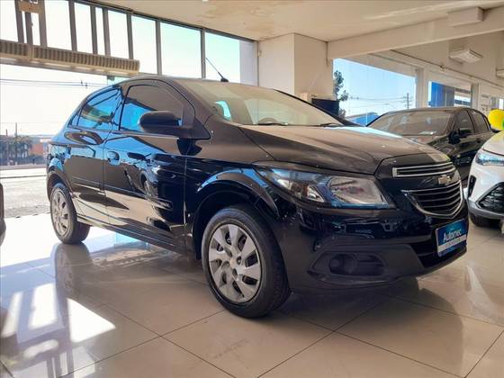 CHEVROLET ONIX 1.4 MPFI LT 8V FLEX 4P MANUAL CHEVROLET ONIX 1.4 MPFI LT 8V FLEX 4P MANUAL